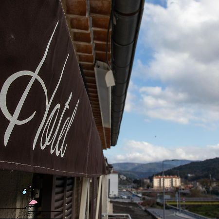 La Petite Contoise Hotel Contes  Eksteriør billede